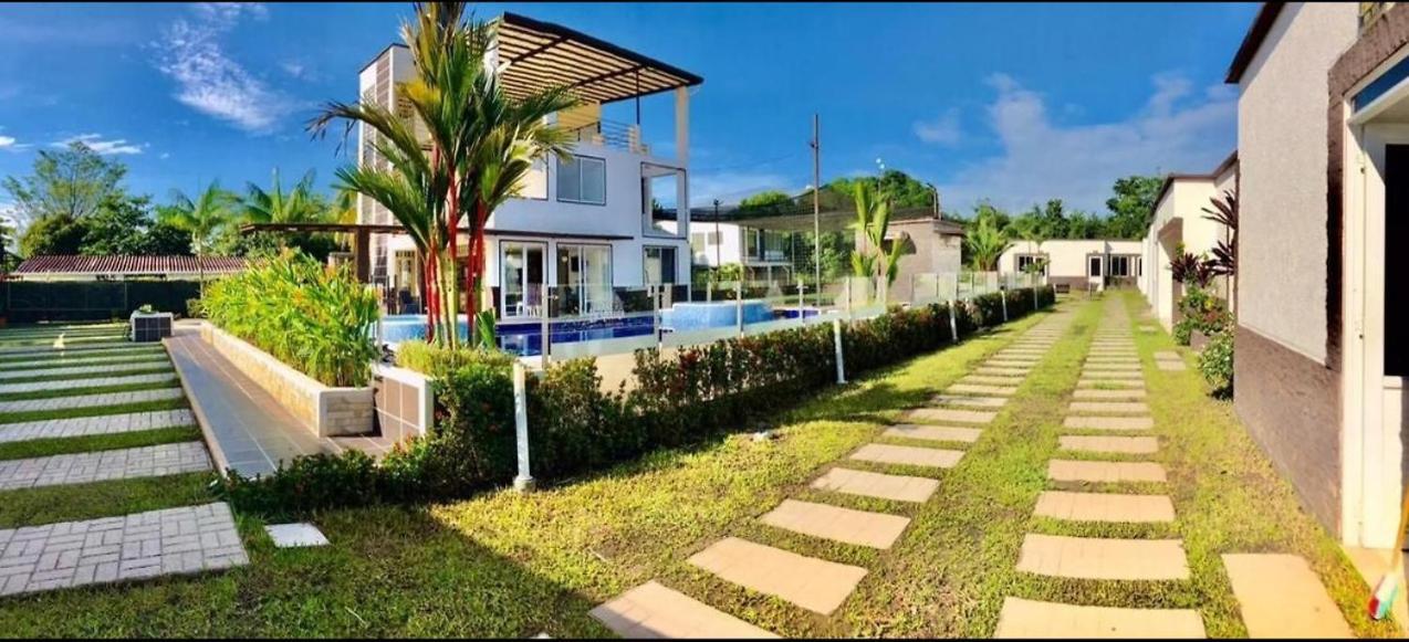 Hotel La Quinta Villavicencio Exteriör bild